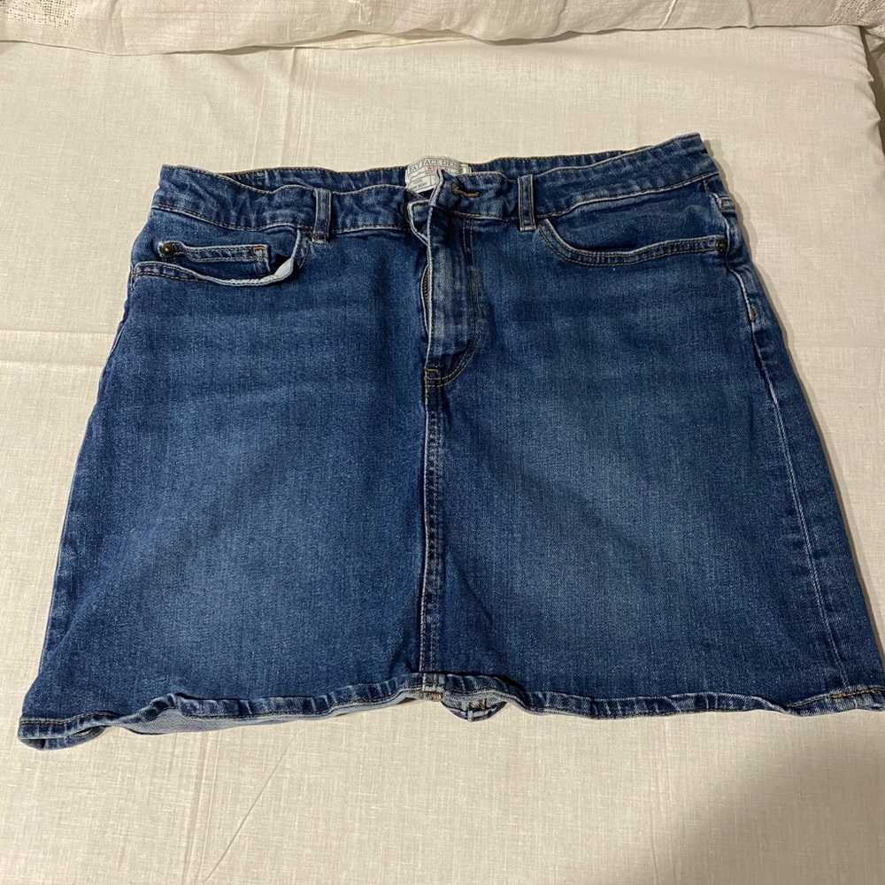 Woman’s Denim Jean Skirt